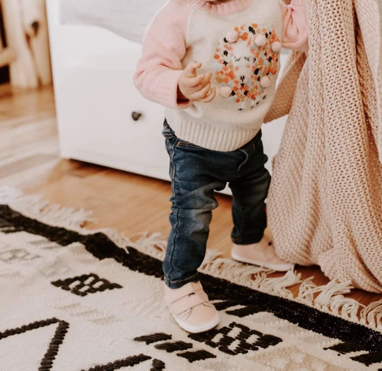 Little Love Bug Casual Pink Low Top