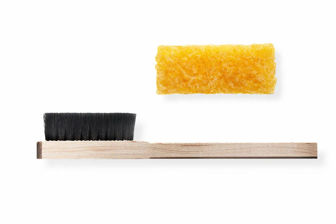 SUEDE CLEANING KIT