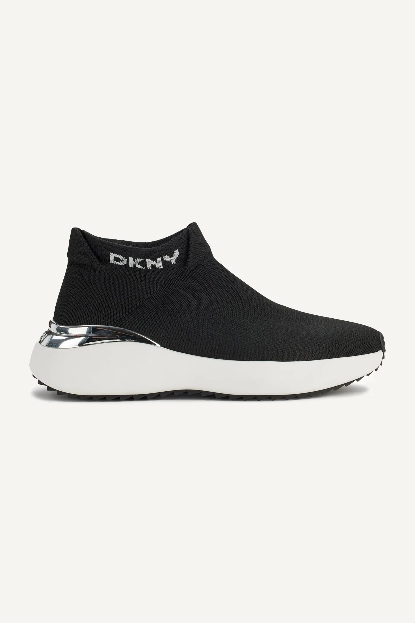 ZHAVIA SLIP ON SNEAKER